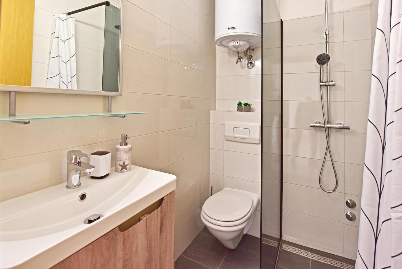 Apartments Elin Sofia Пореч Экстерьер фото