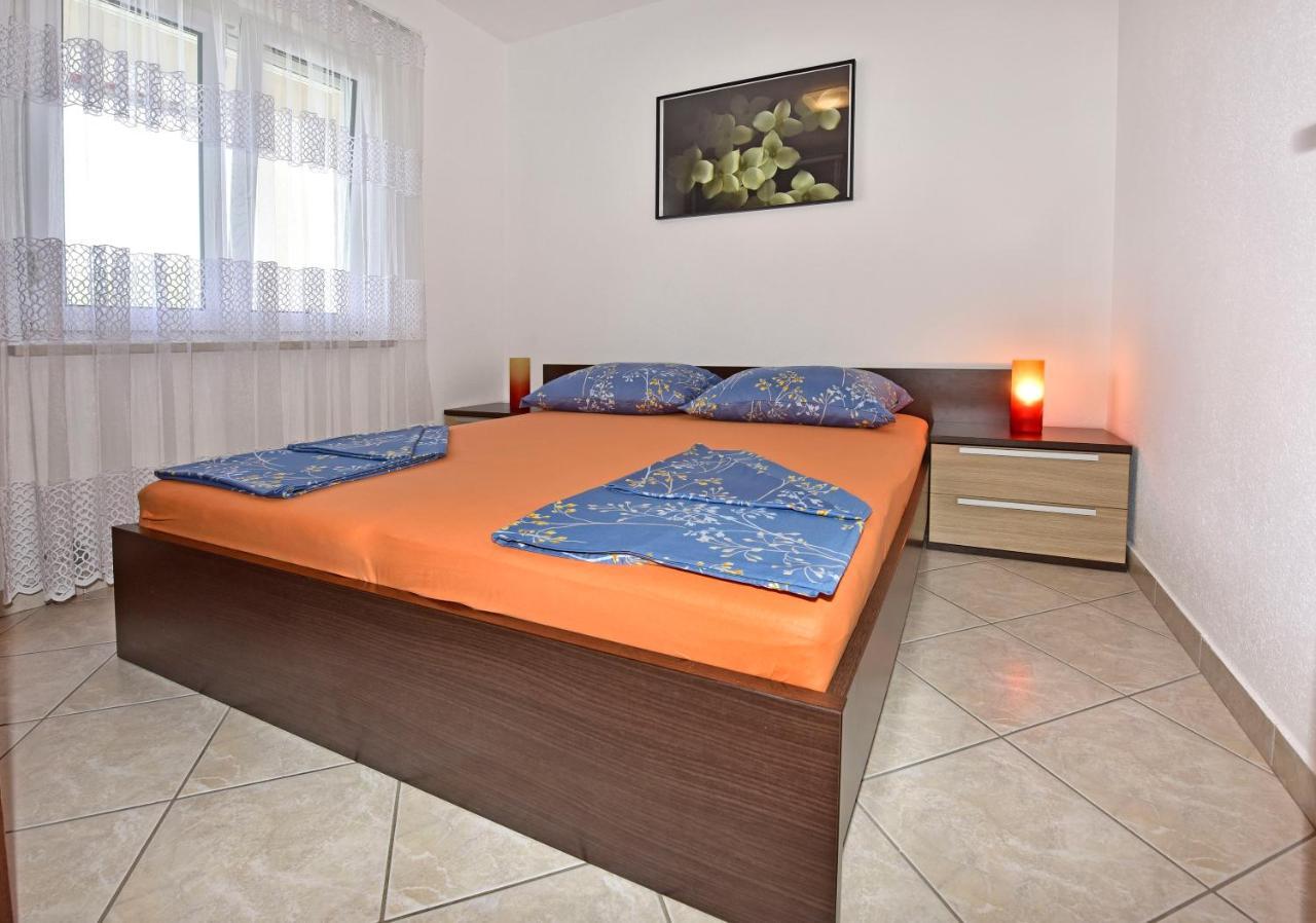 Apartments Elin Sofia Пореч Экстерьер фото
